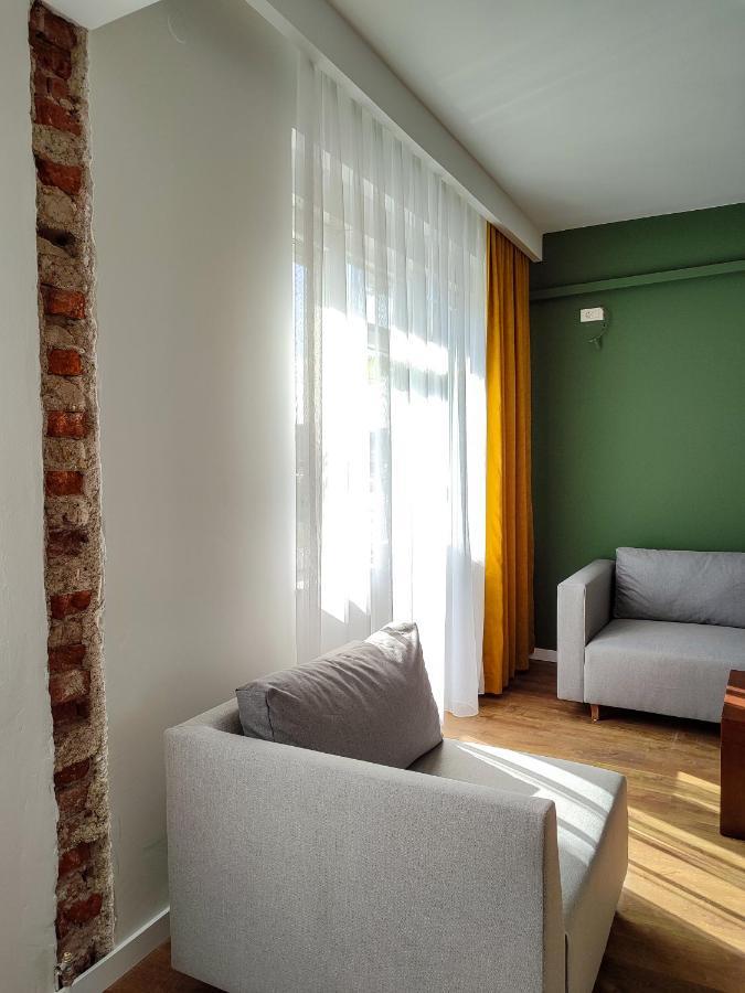 Urban Cozy Retreat Apartment Prishtinë Ngoại thất bức ảnh