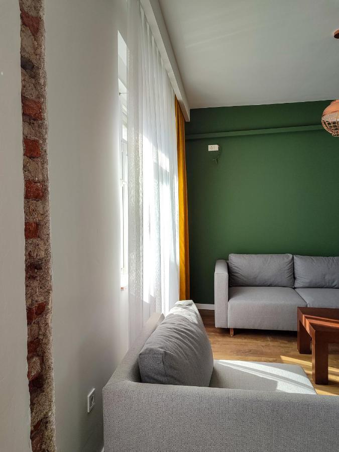 Urban Cozy Retreat Apartment Prishtinë Ngoại thất bức ảnh